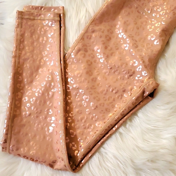 Nova Wild Leopard Metallic sport set - Picture 4 of 17